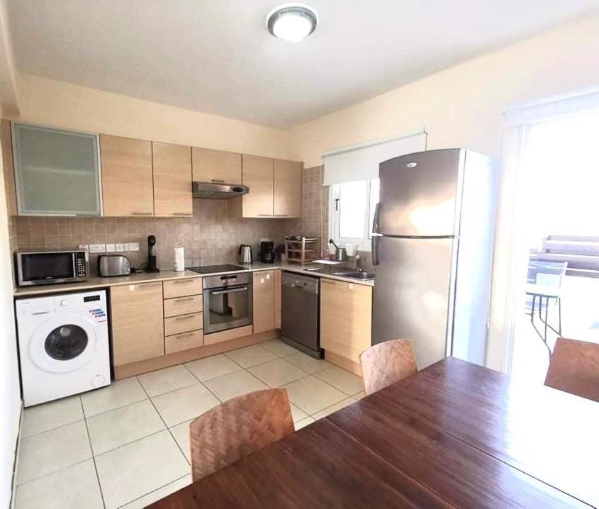 Protaras Ionian Breeze House 10 Minutes Walk From The Beach Paralimni Exterior foto